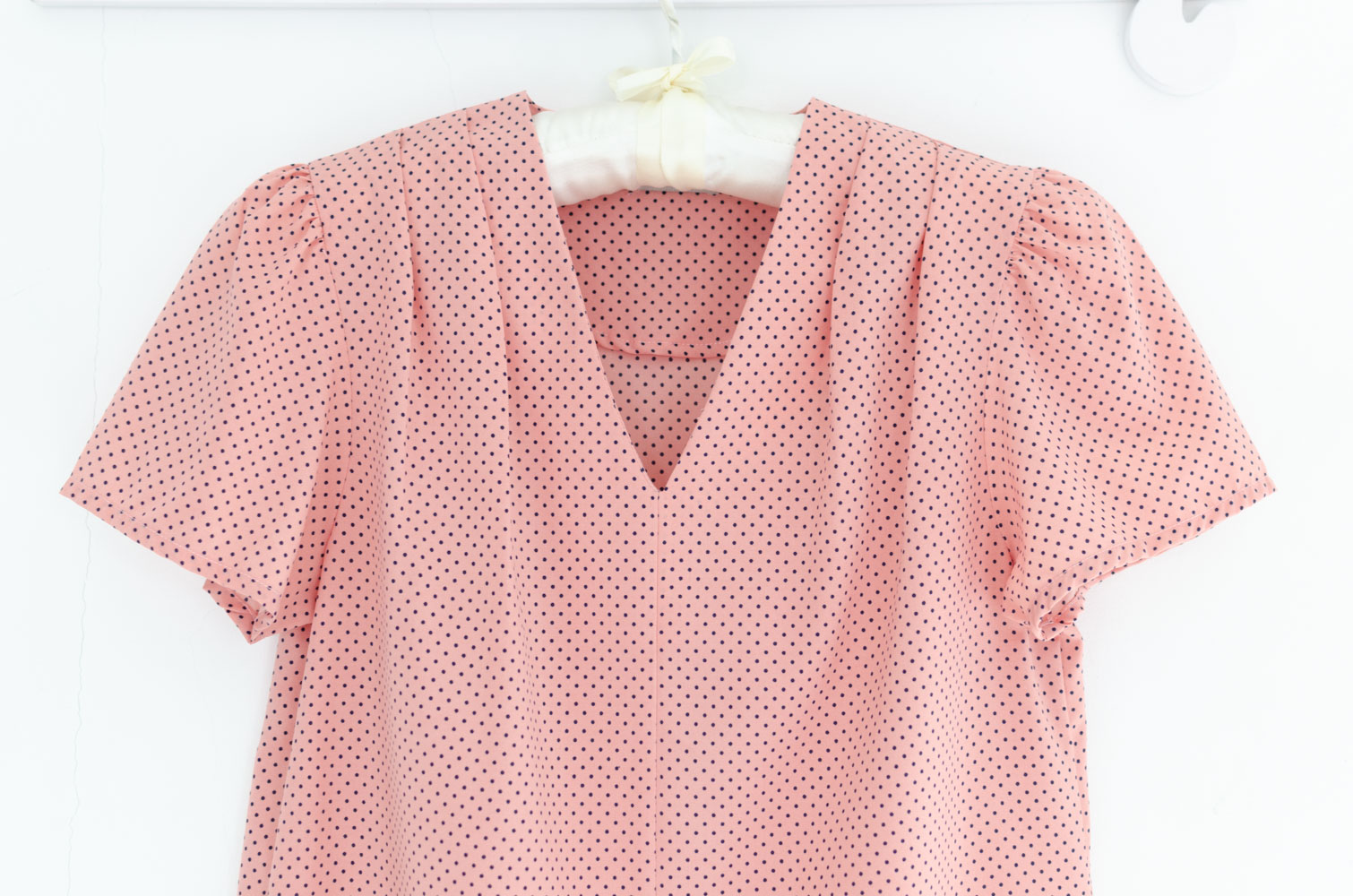 Mt V Collar Polka Dot Blouse Pink Narinarishop